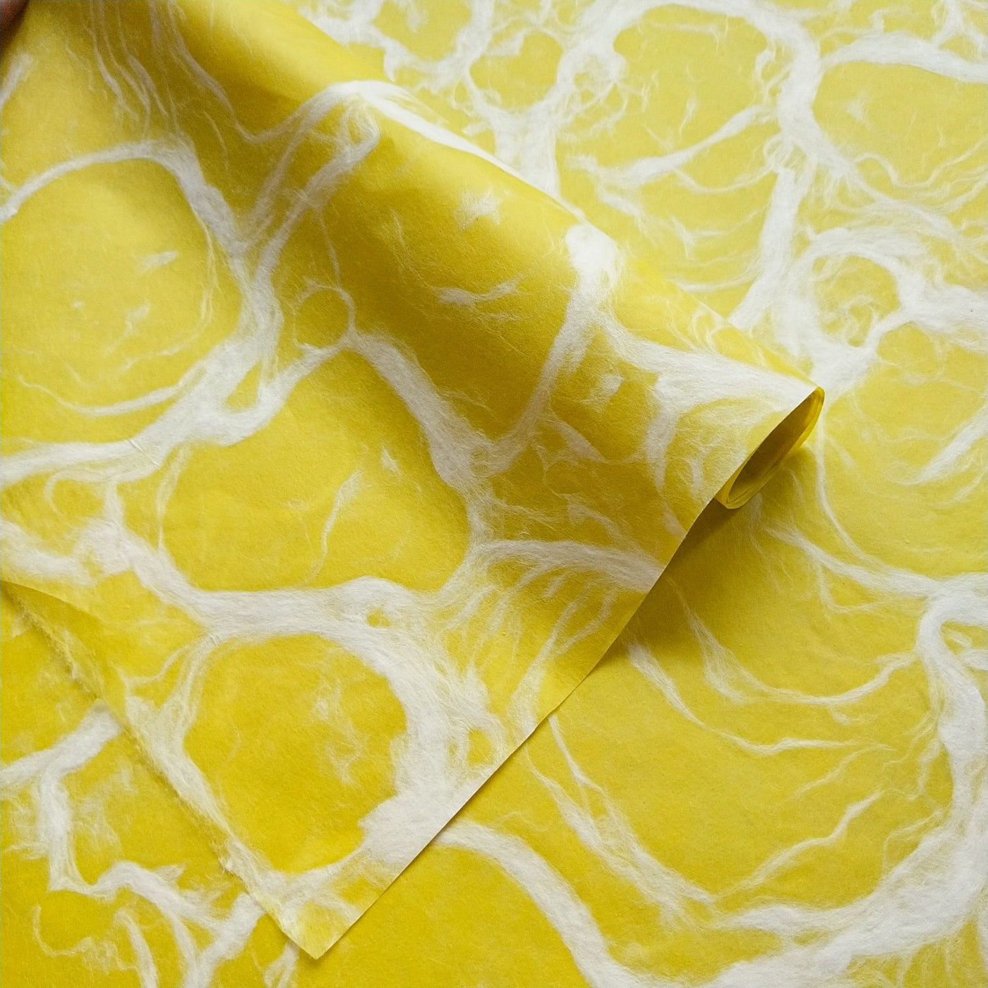 Ripple Mulberry Kozo Paper (White on Yellow)