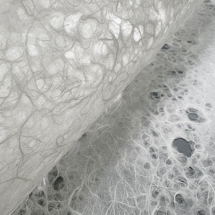 Unryu Kozo Paper with Raindrop Stripes (White)